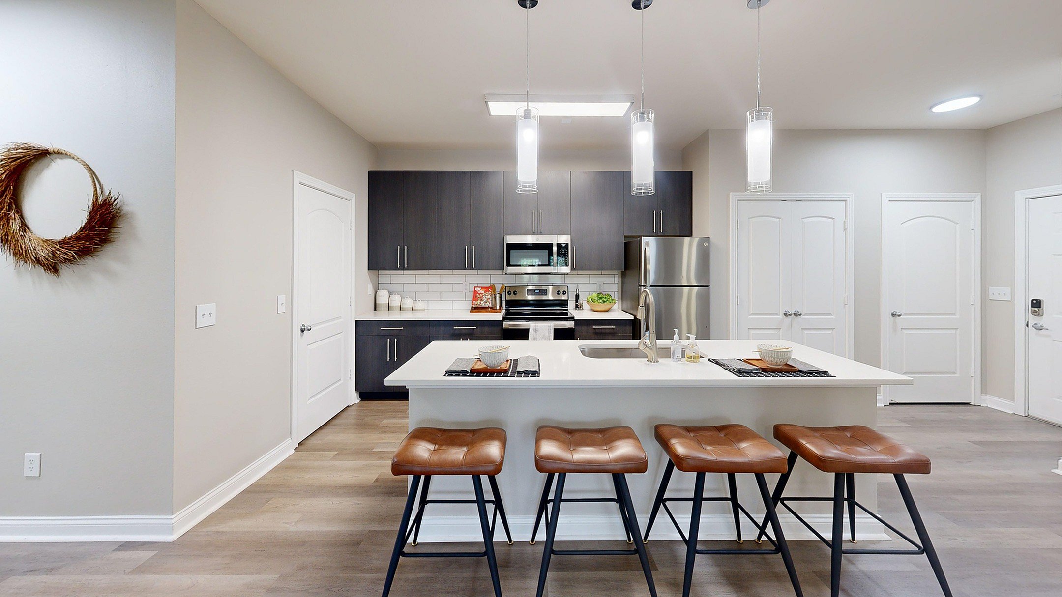 Autumn Breeze Apartments