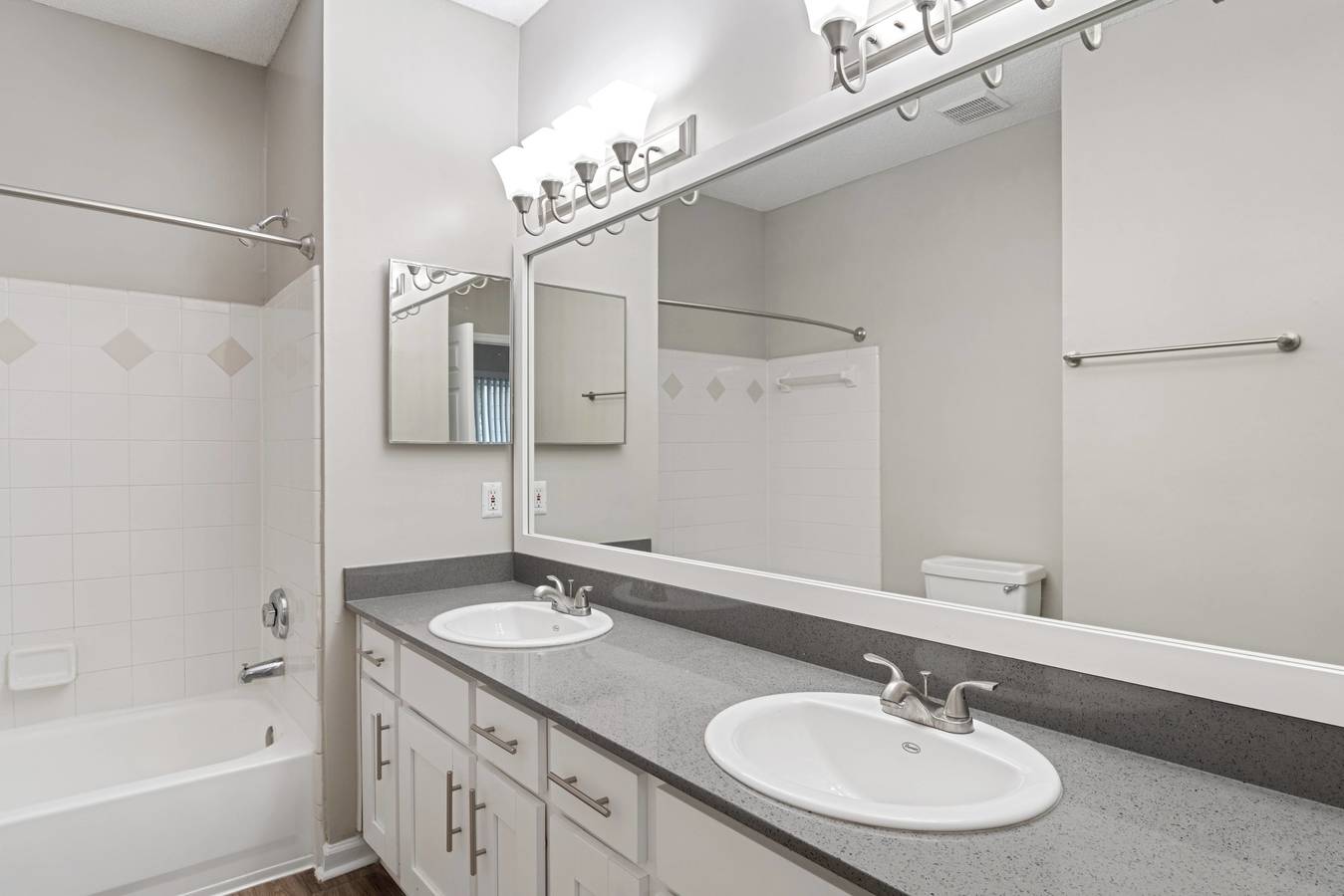 Jefferson at the Perimeter Apartments Dunwoody, GA