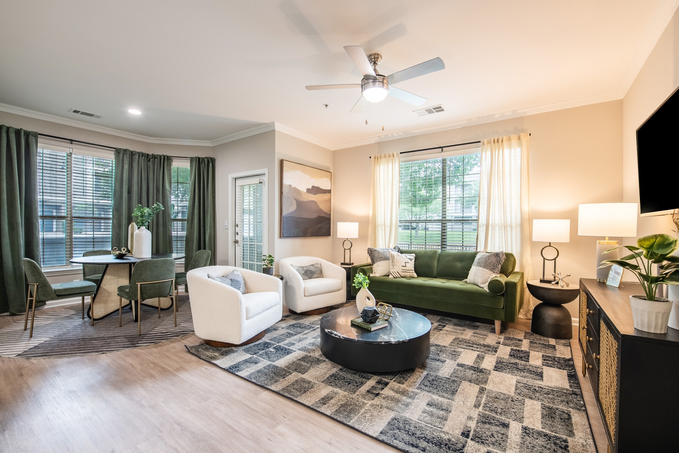 Monticello by the Vineyard Apartments