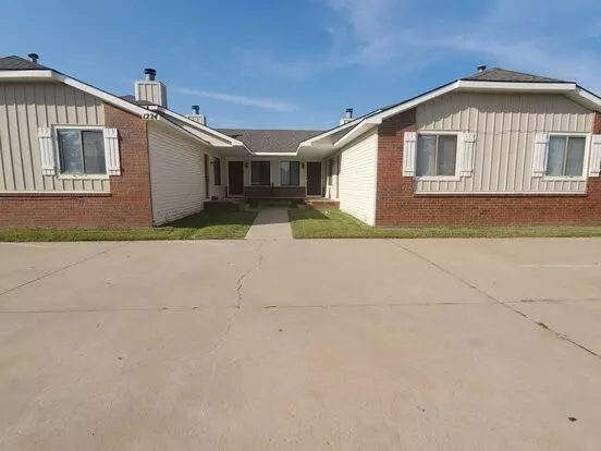 1206 E Selma Apartment for rent in Wichita, KS