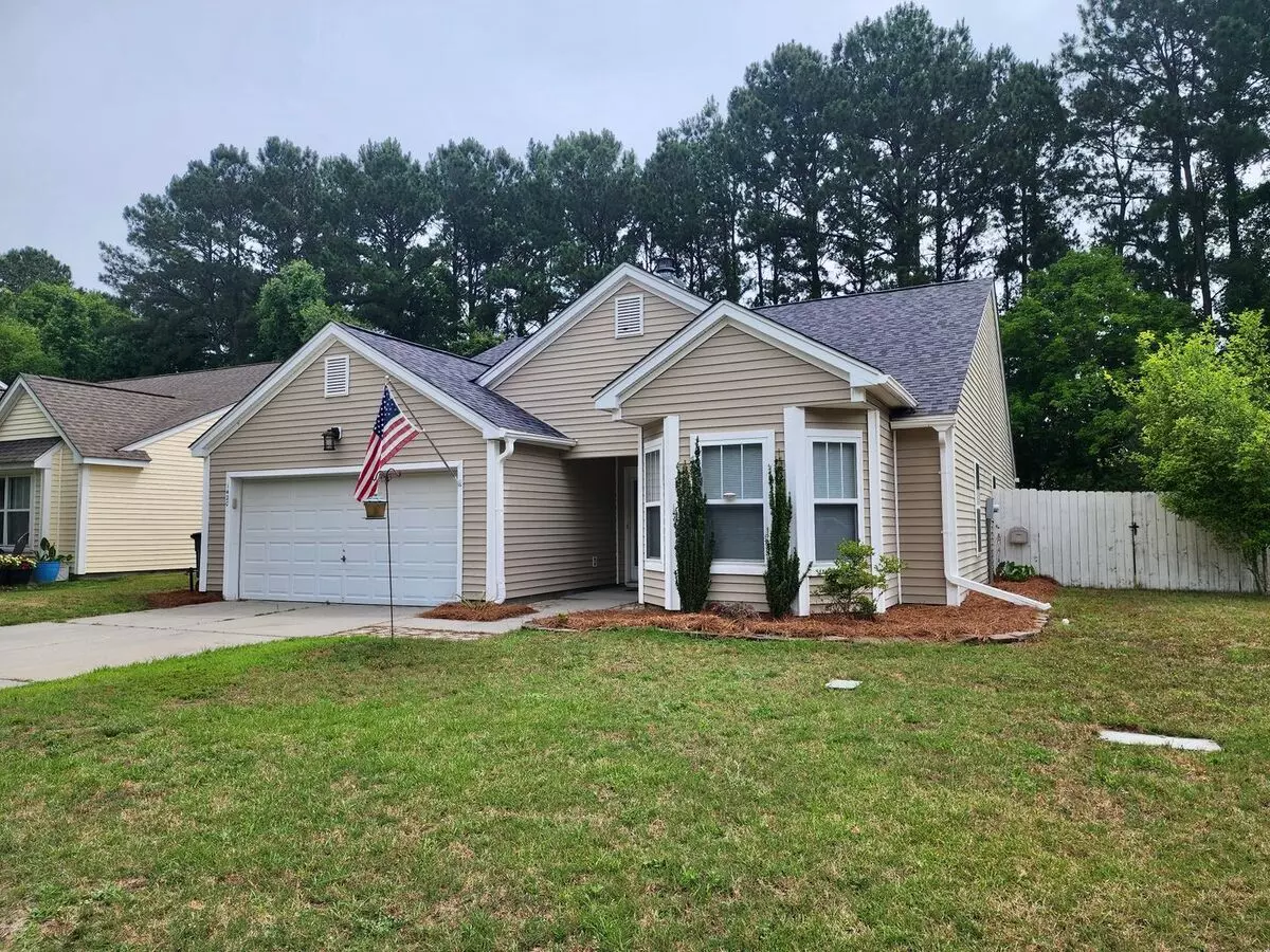 1420 Harbor Mist Ct House for rent in Charleston, SC