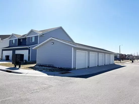 Timberwolf Townhomes Apartment for rent in Mankato, MN