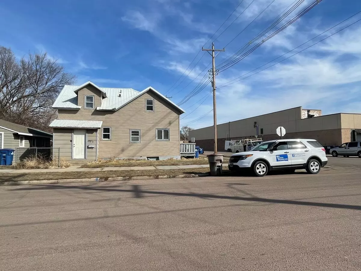 122 W 9th Apartment for rent in Mitchell, SD