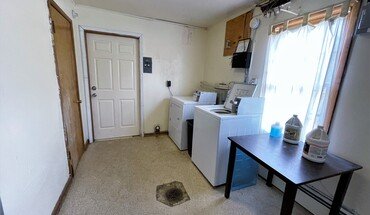 1104 N Burr Apartment for rent in Mitchell, SD
