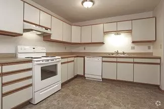 Cardinal Estates Apartment for rent in Morris, MN