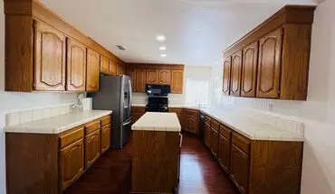 5 of 25 Spacious And Sparkling With New Paint 3 Bed/3 Bath In Laguna 95758 House for rent in Elk Grove, CA