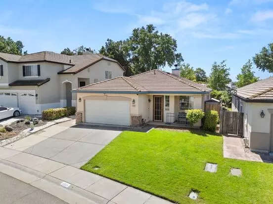 Adorable 3 Bedroom 2 Bath Home Apartment for rent in Citrus Heights, CA