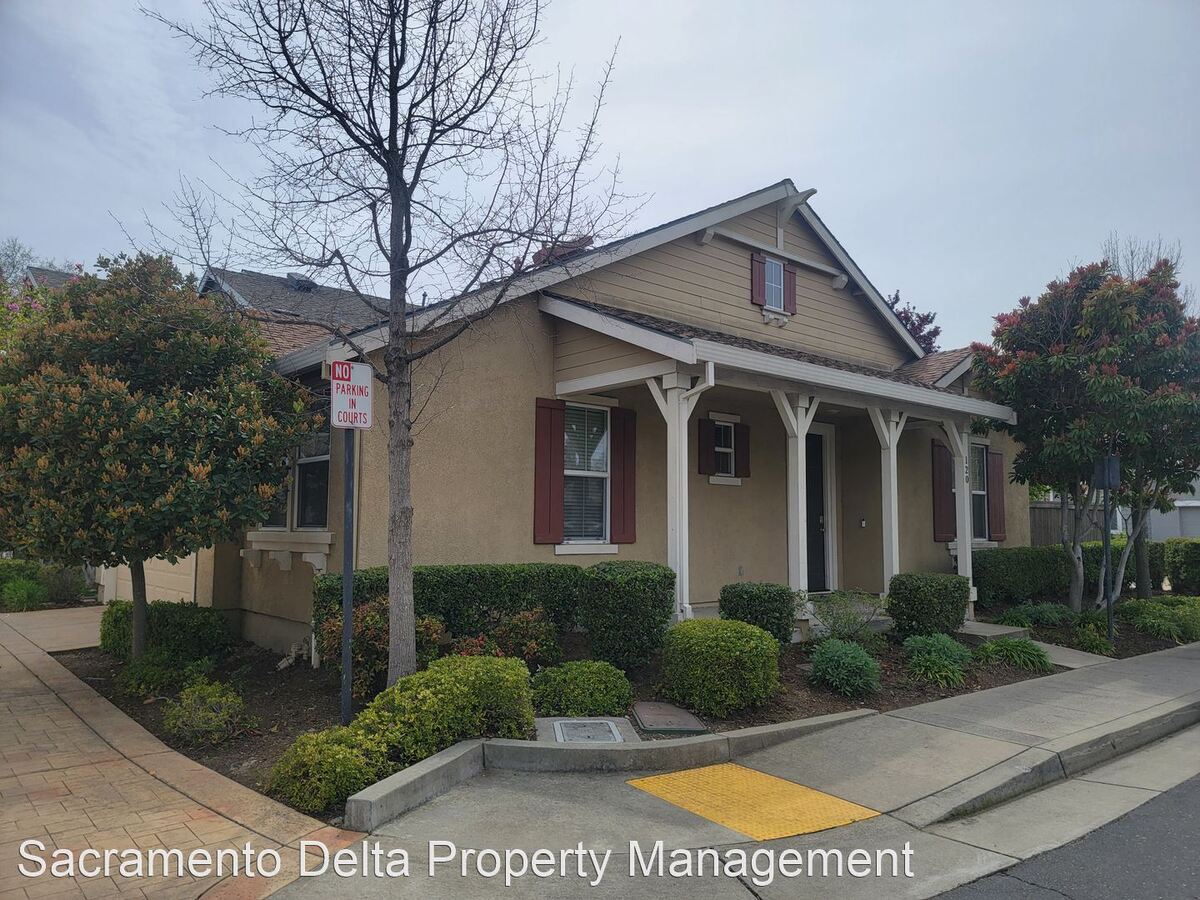120 Soaring Hawk Ln Sacramento, CA House for Rent Rentable