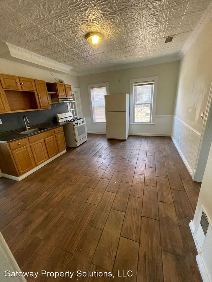 11 Kline St Amsterdam Ny 12010 Froton Turn Ky Amsterdam, NY Apartment