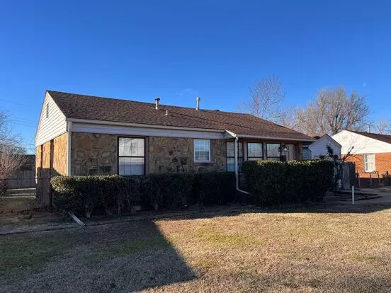 3 Bed 1 Bath In Midwest City! Apartment for rent in Midwest City, OK