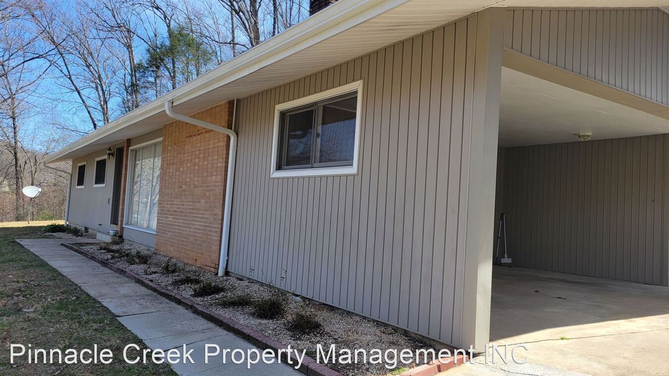 223 Cherry St Sylva, NC House for Rent Rentable