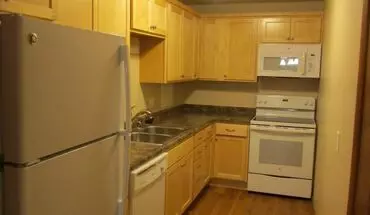 3 of 24 Riverside Manor Apartment for rent in Madison, WI