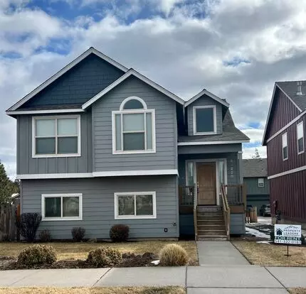 Spacious 4-bedroom Home—quick Drive To Downtown & Old Mill Apartment for rent in Bend, OR
