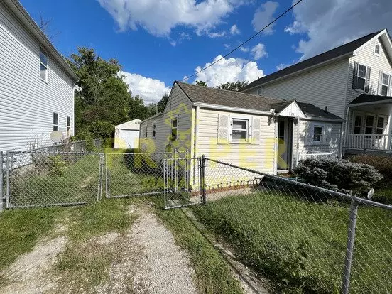 Cute 2 Bedrooms 1 Bathroom House For Rent Apartment for rent in Dayton, OH