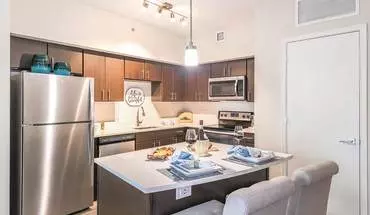 2 of 64 Paramount On Lake Eola Apartment for rent in Orlando, FL