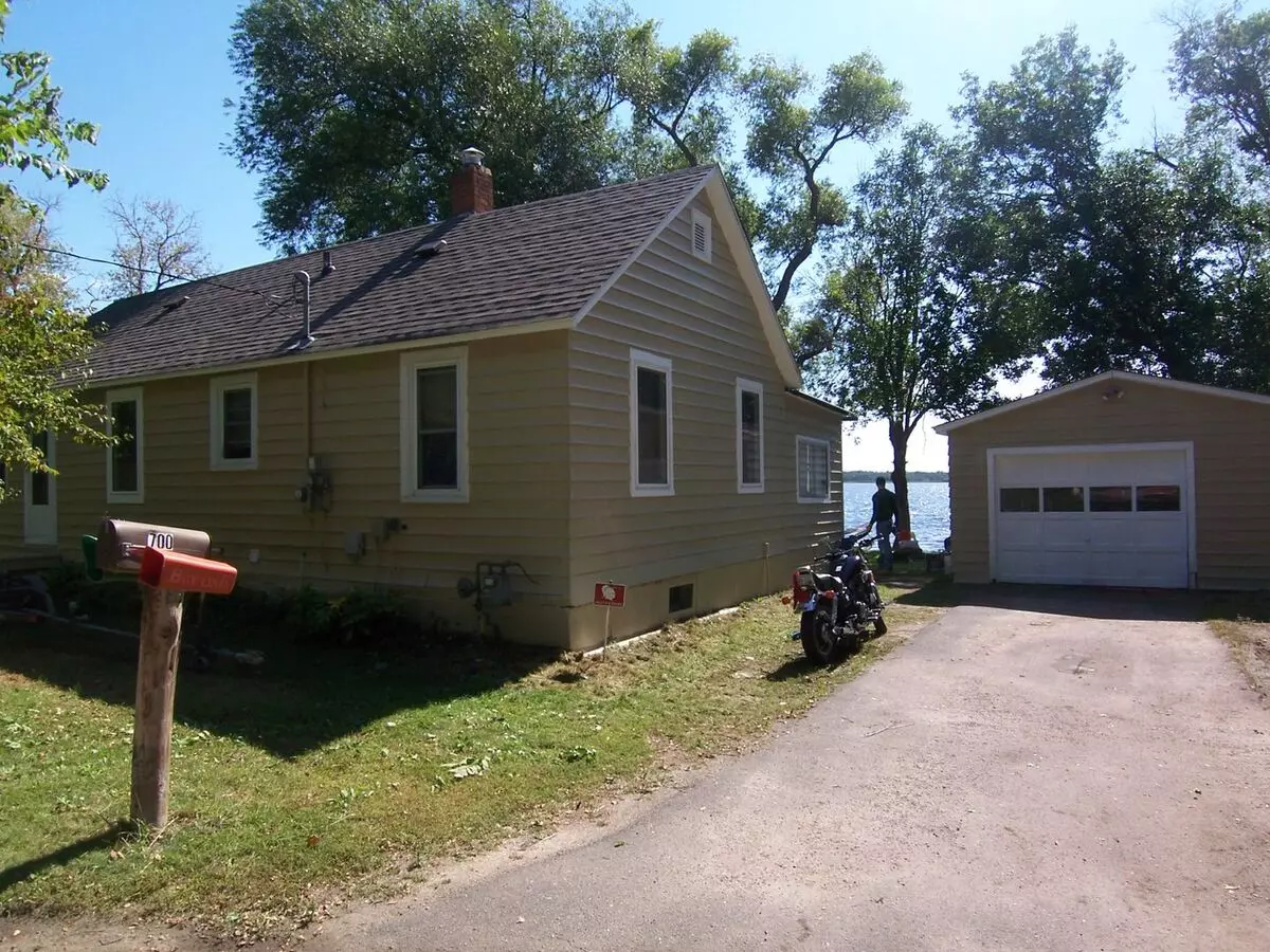 3 Bedroom Lake Front Home House for rent in Bemidji, MN