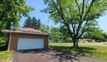 3 of 33 Spacious 4-bed, 2-bath Updated Home In Benton Harbor House for rent in Benton Harbor, MI