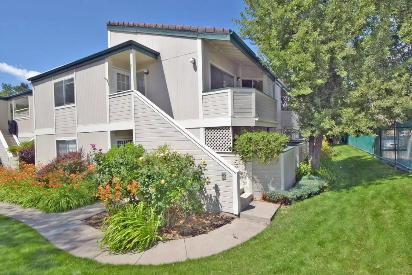 Cozy 2 Bedroom House for rent in Sparls, NV
