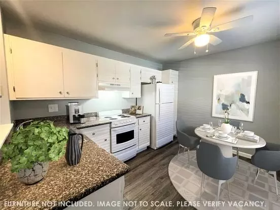Lincoln Courtyards At 531 Glendora Avenue Apartment for rent in Stockton, CA