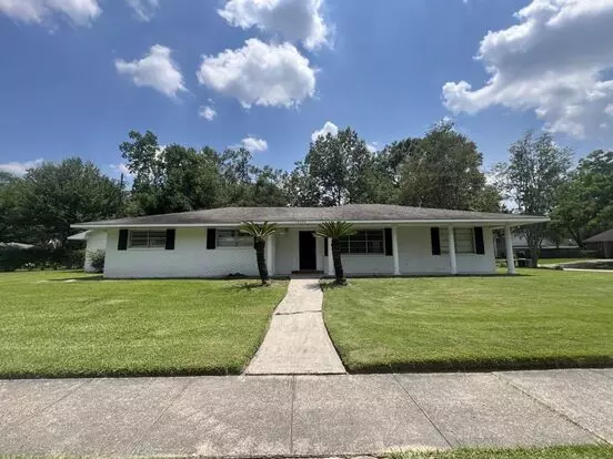 Welcome To 10444 Browning Dr. In The Sought-after Broadmoor Neighborhood! Apartment for rent in Baton Rouge, LA Welcome To 10444 Browning Dr. In The Sought-after Broadmoor Neighborhood! Apartment for rent in Baton Rouge, LA