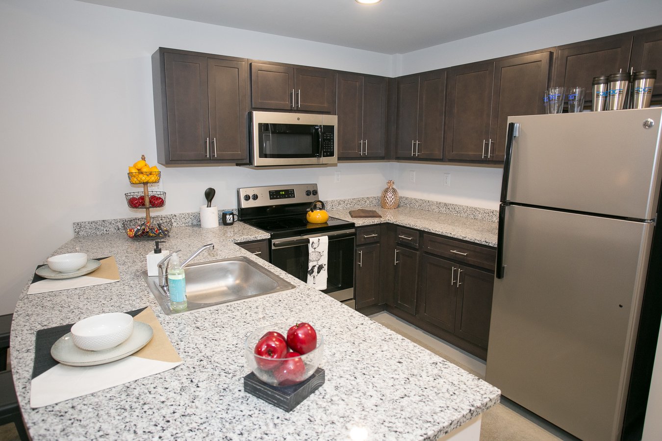 Edge Merrimack River Apartments Lowell, MA Rentable