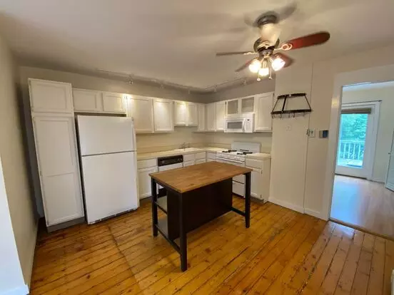 72 Mechanic St Apartment for rent in New Haven, CT