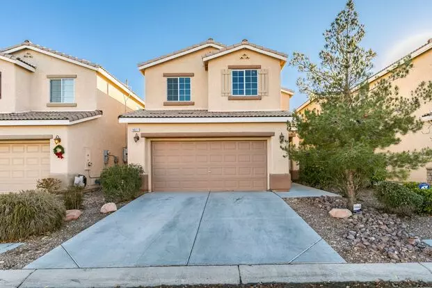 Great 3 Bedroom House With A Large Loft And Office Nook In The Sw Apartment for rent in Las Vegas, NV