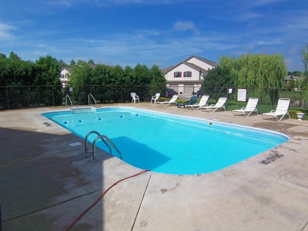 W191 S7865 Overlook Bay RD Apartment for rent in Muskego, WI