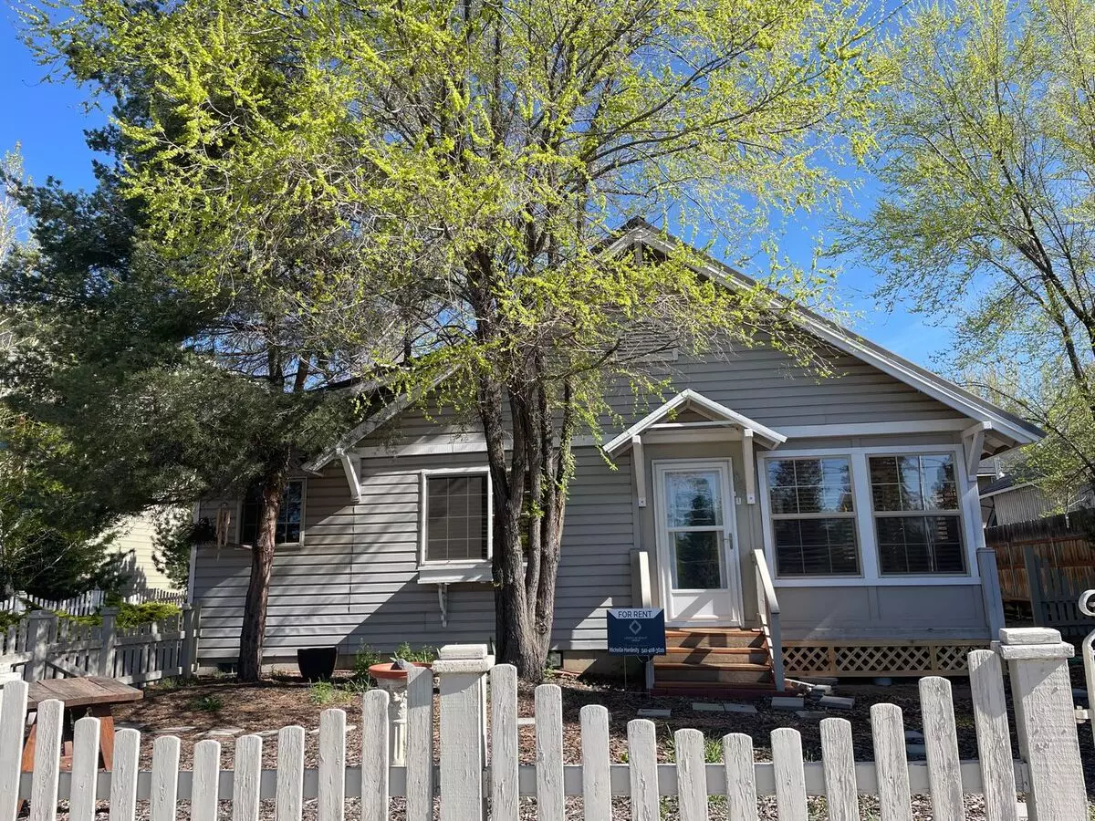 824 NW Newport Ave Apartment for rent in Bend, OR