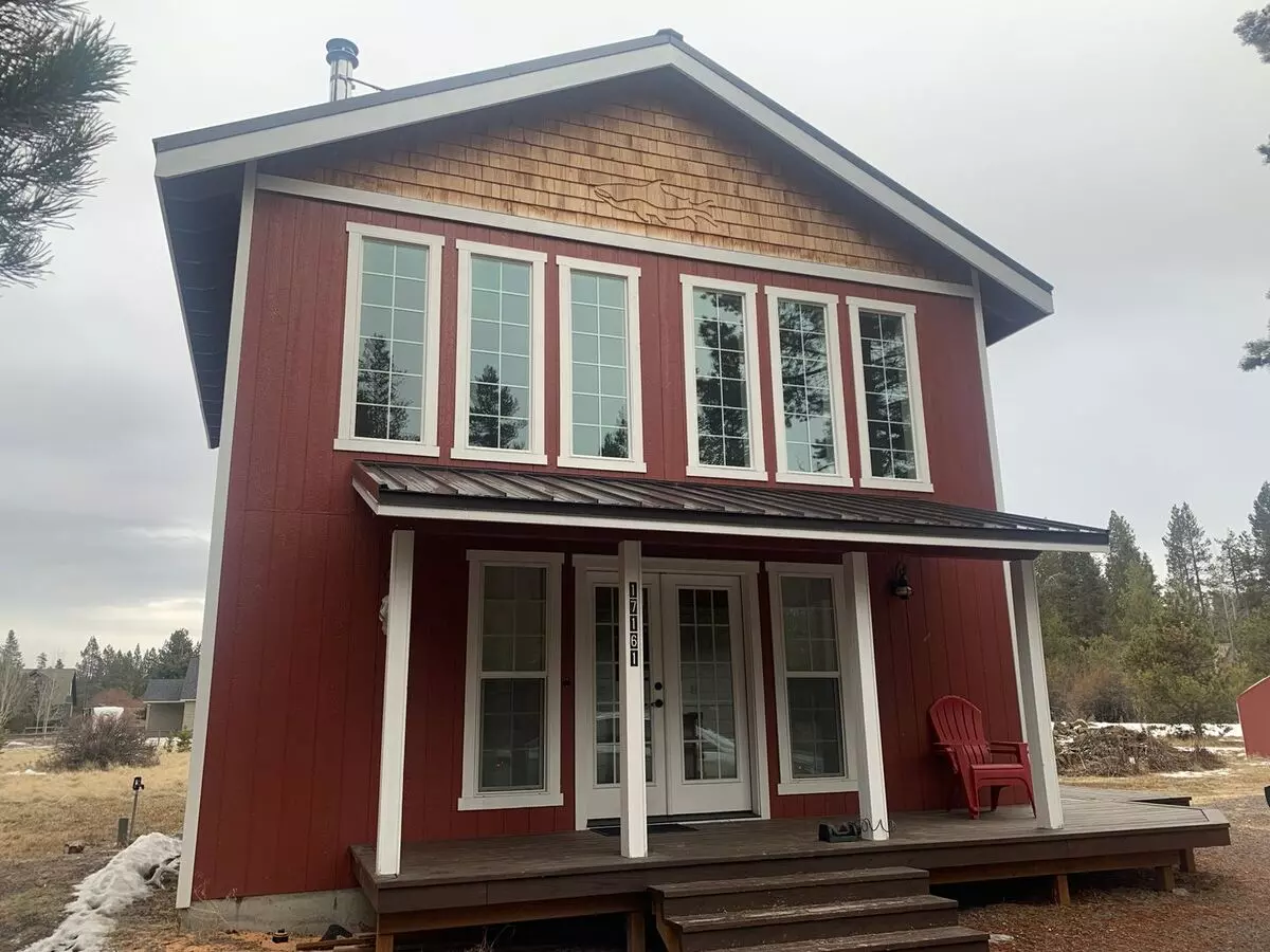 17161 Wood Duck Ct House for rent in Bend, OR