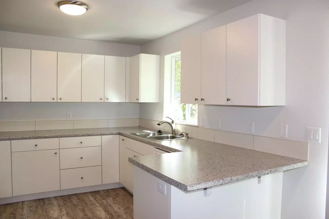 Milwaukee 1550 Apartment for rent in Bend, OR