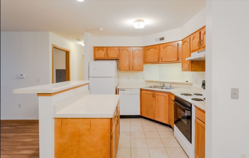 Buckhorn Station Apartments Cudahy, WI Rentable