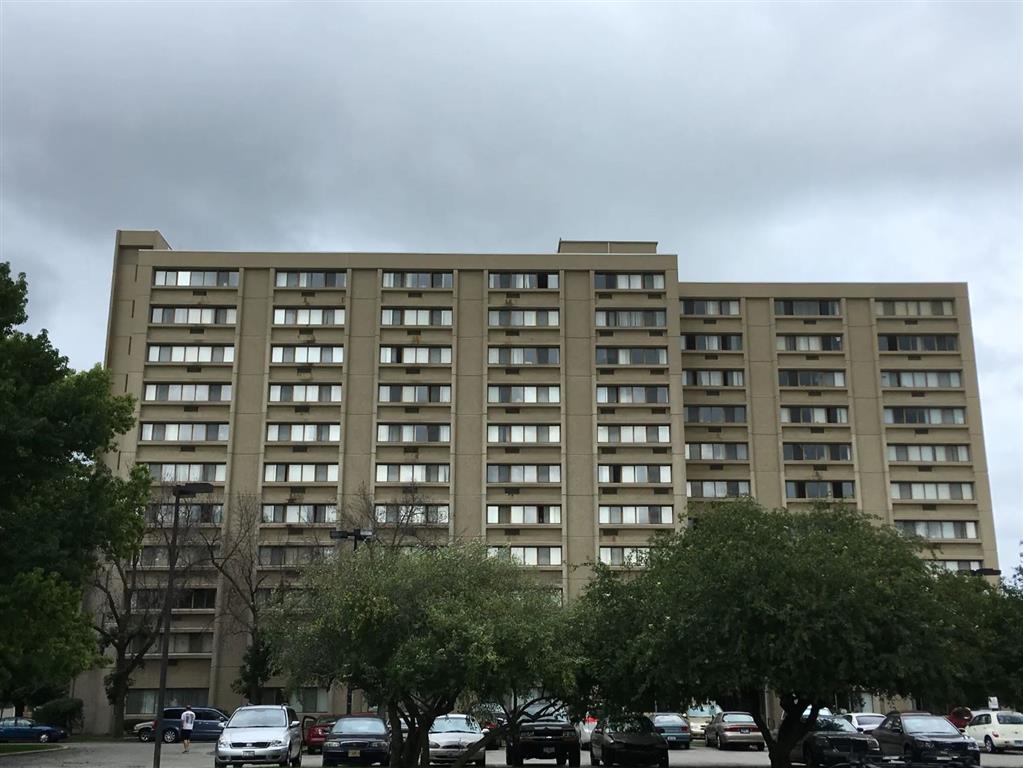 Capitol Plaza Apartments Springfield, IL Rentable