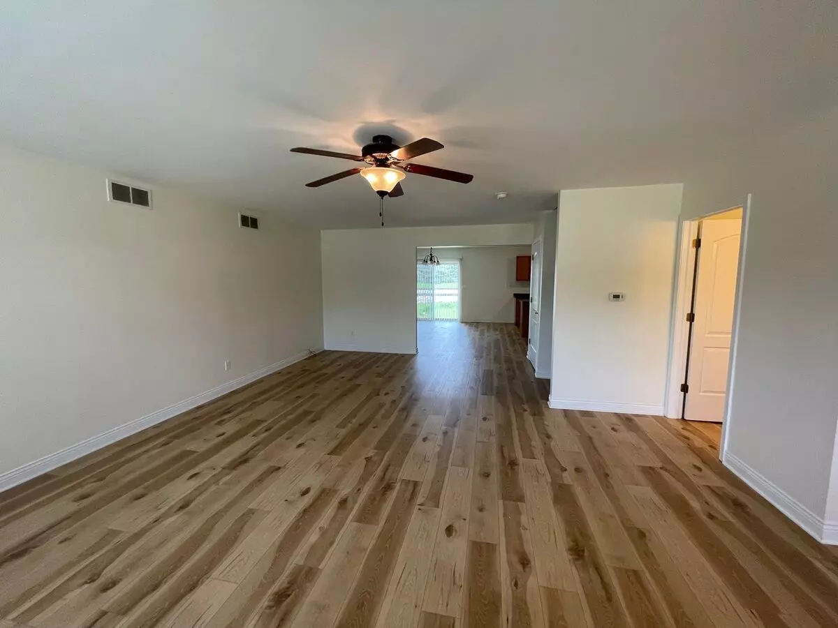 Janc-gn, Llc Apartment for rent in Darien, WI