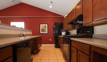 3 of 33 Beacon Pointe Apartments Apartment for rent in Greenwood, IN