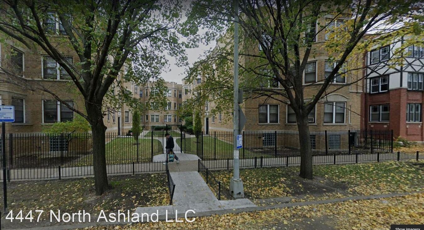 358 *4447 North Ashland, LLC* Apartments Chicago, IL
