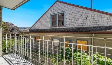 2 of 35 WHIT Whitman Apartments Apartment for rent in Seattle, WA