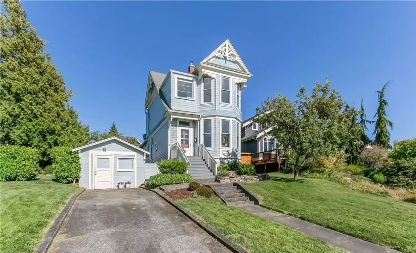 1017 15th St House for rent in Bellingham, WA