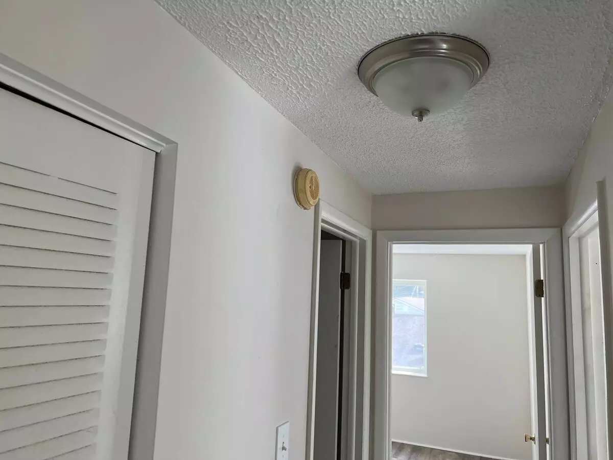687 Oneil Apartment for rent in Mckeesport, PA