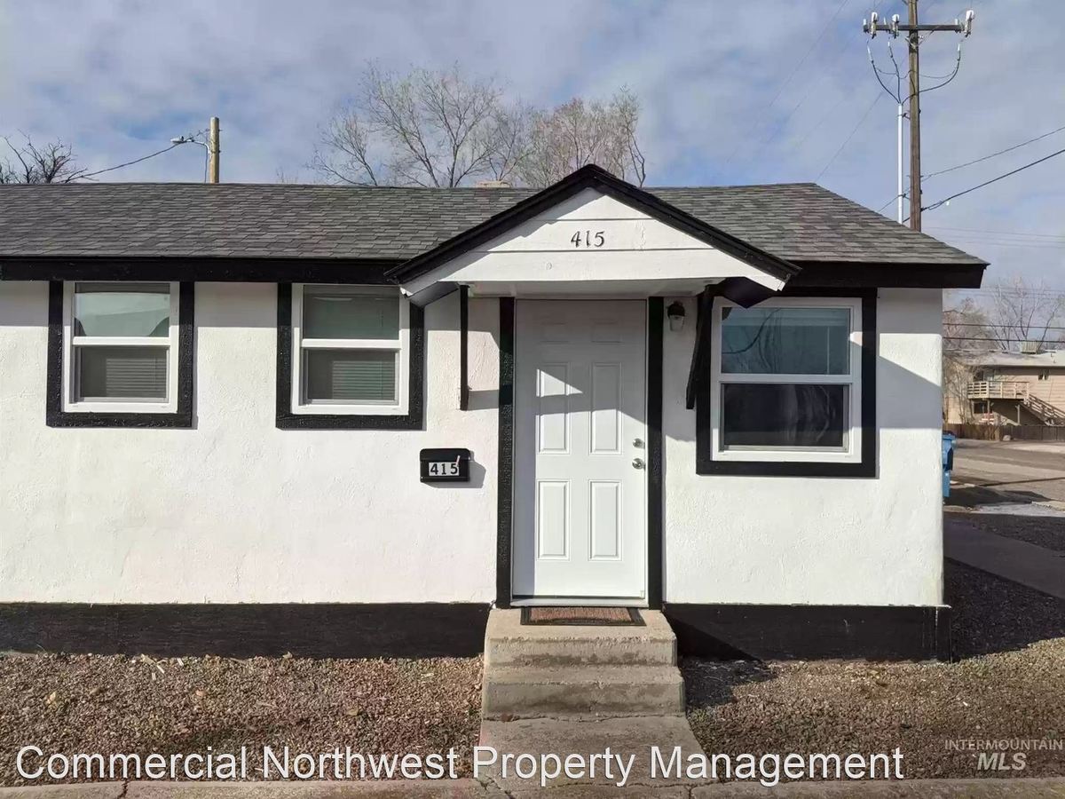 415 S 11th St Mountain Home Apartments Mountain Home, ID