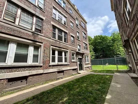 Avon Pl Apartment for rent in Springfield, MA Avon Pl Apartment for rent in Springfield, MA