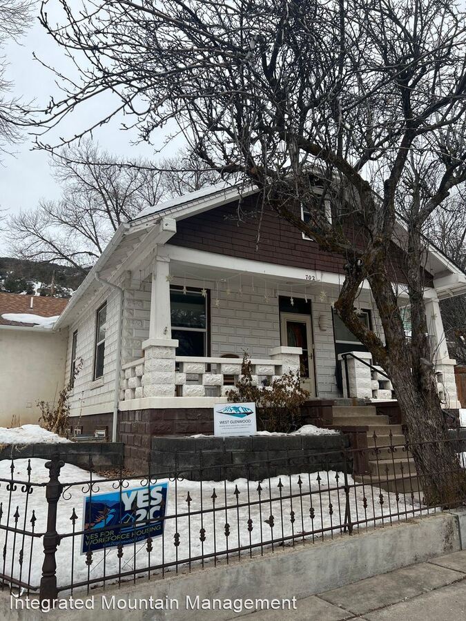 702 Ave Glenwood Springs, CO Apartment for Rent