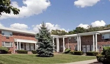 2 of 20 Pompton Hills Apartment for rent in Pompton Lakes, NJ