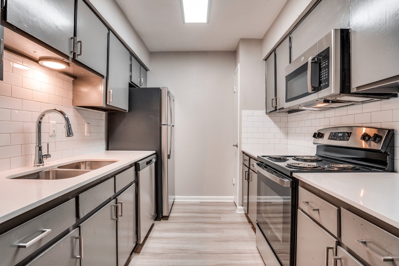 Melville Apartments 11201 E Lake Highlands Dr Dallas, TX