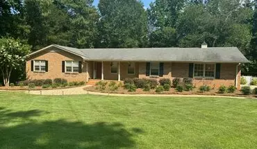 3 of 52 Immaculate Brick Ranch With Finished Basement & Pool In Kingswood! House for rent in Athens, GA