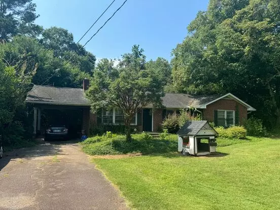 3 Bedroom Gem On Hardin Dr. Off South Uga Campus! Apartment for rent in Athens, GA 3 Bedroom Gem On Hardin Dr. Off South Uga Campus! Apartment for rent in Athens, GA