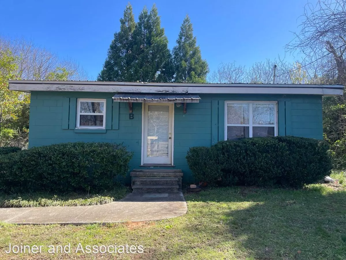 2 of 2 Glencrest 135 Apartment for rent in Athens, GA