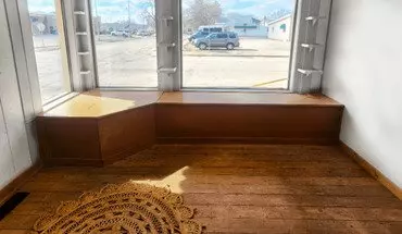 3 of 10 623 Jefferson Ave Apartment for rent in Charleston, IL