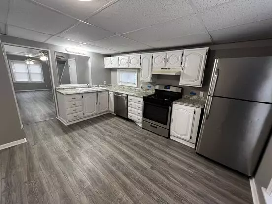 1717 12Th St Apartment for rent in Charleston, IL 1717 12Th St Apartment for rent in Charleston, IL