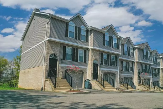 2 Bed 1.5 Bath Townhouse For Rent In Monaca, Pa Apartment for rent in Monaca, PA